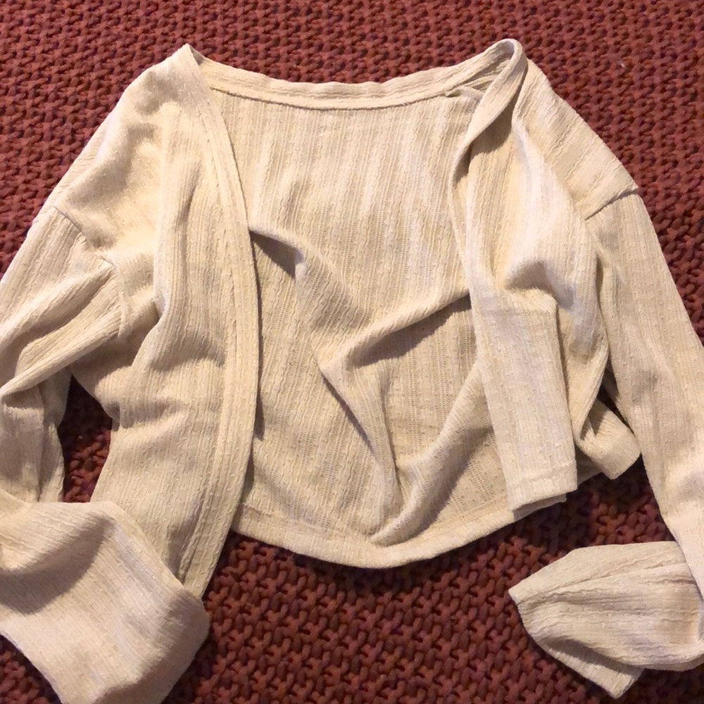cream knit sweater, cropped size medium